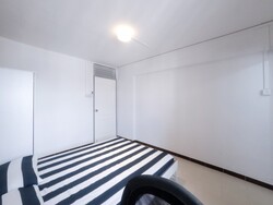 Blk 703 Hougang Avenue 2 (Hougang), HDB 3 Rooms #545303671